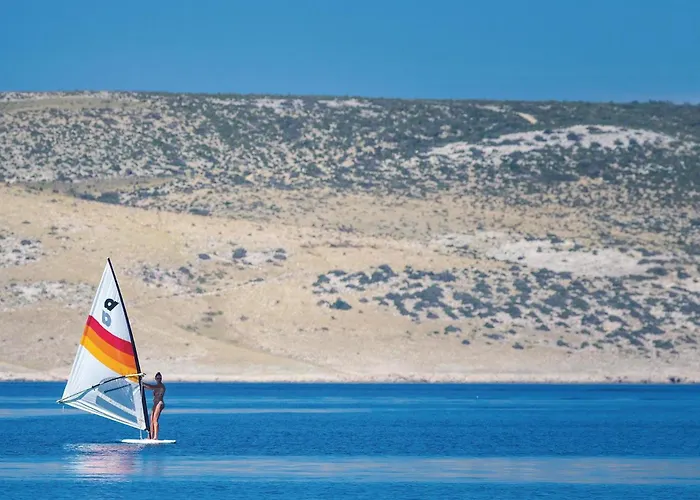 Apartamento Cozy In With Kitchen
